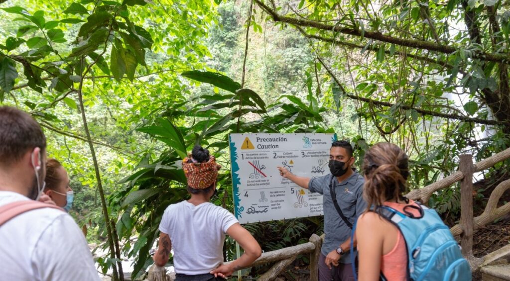 Arenal Half Day Tour