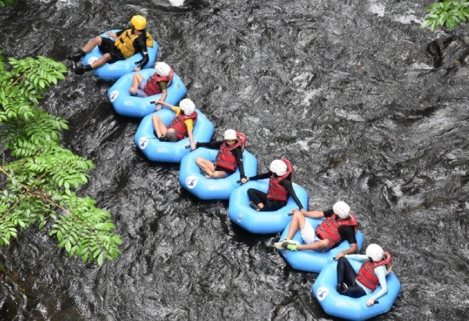 Arenal Tubing in La Fortuna